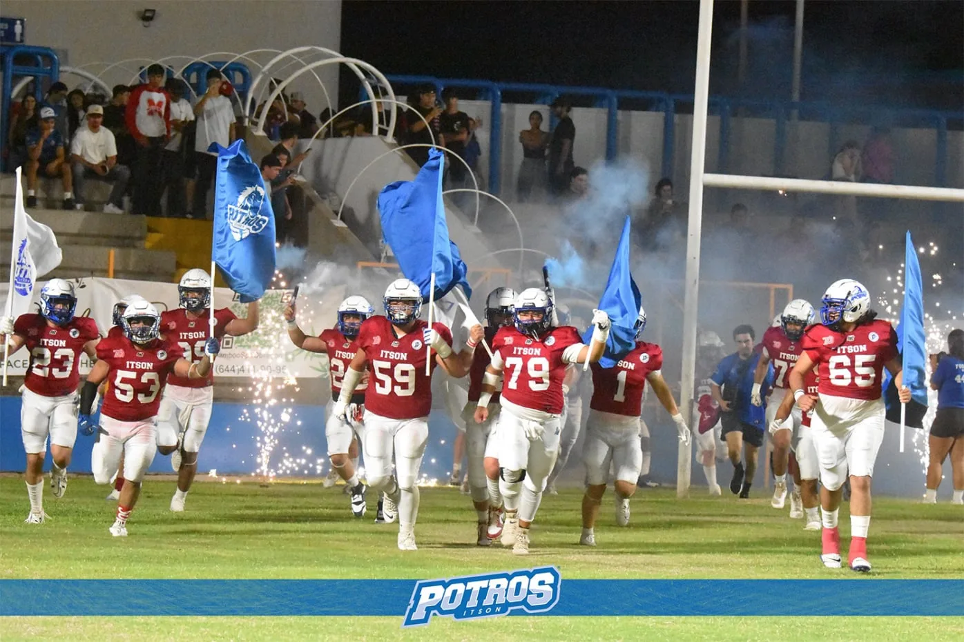 Potros ITSON saliendo al campo